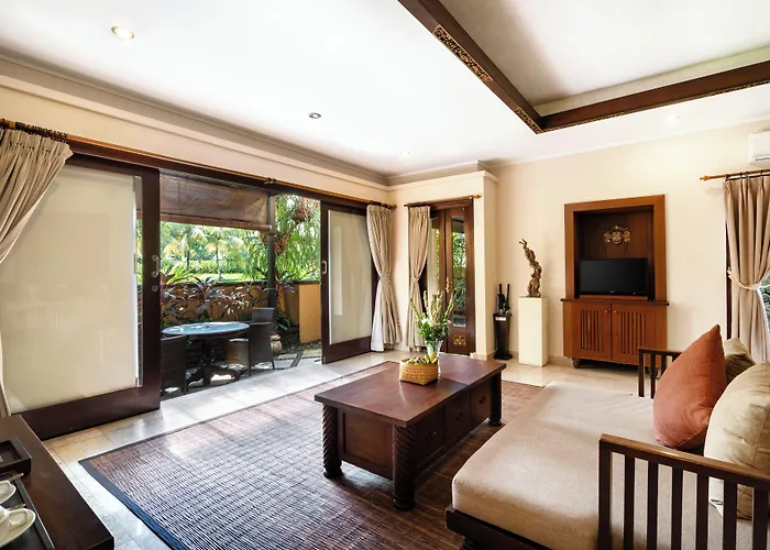 Hotel Bebek Tepi Sawah Restaurant &